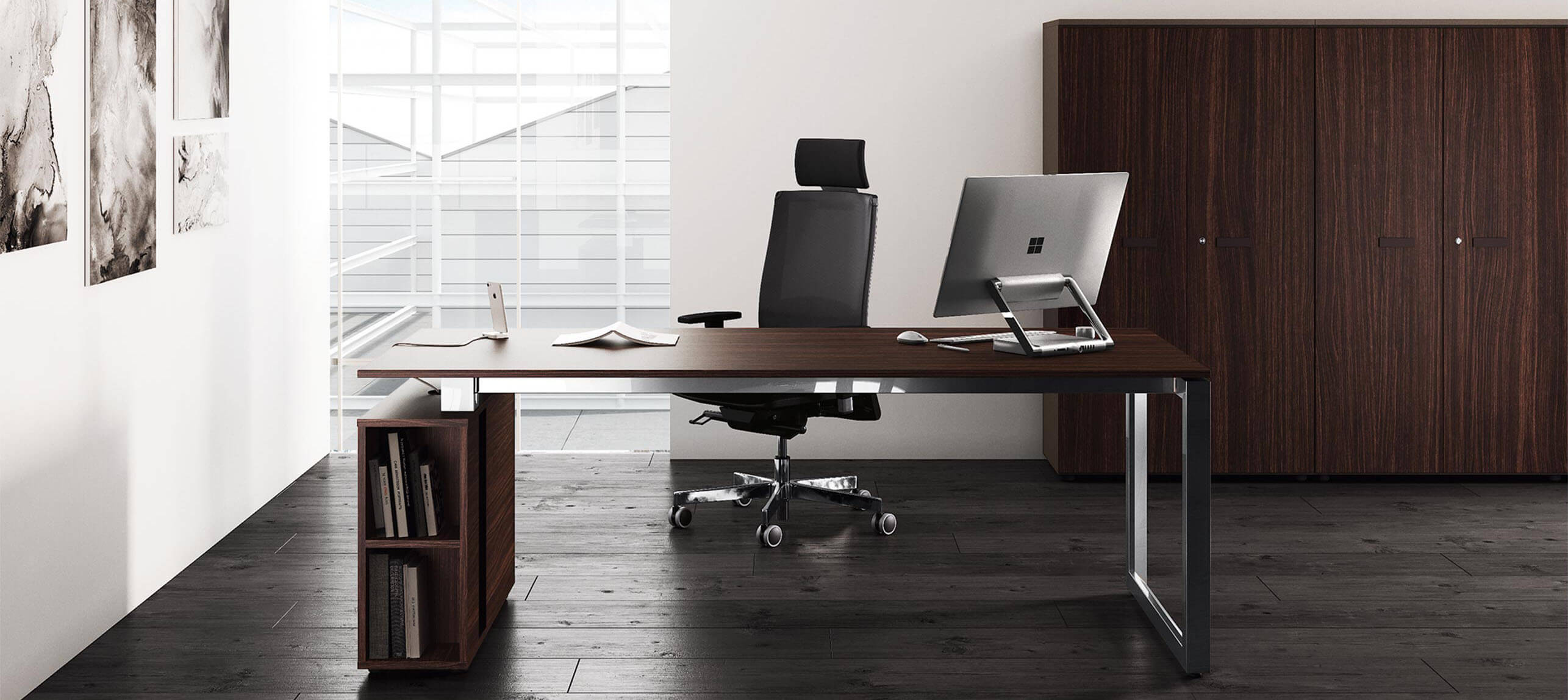 Bureau de direction en bois avec rangement